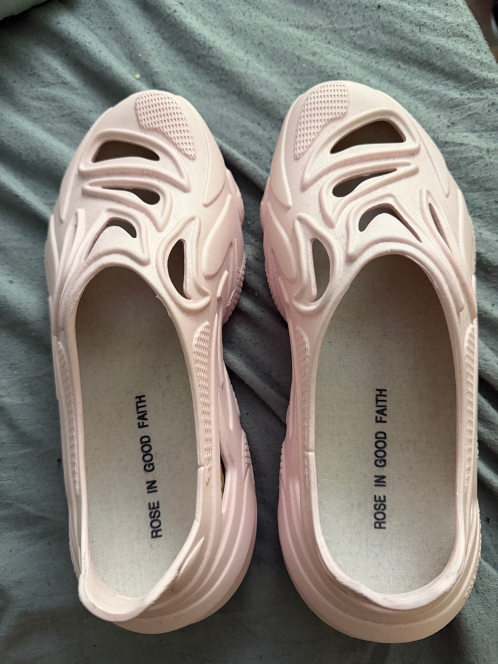 Men’s size 10 Rose in Good Faith plastic soul pink slip on shoes with dust bag